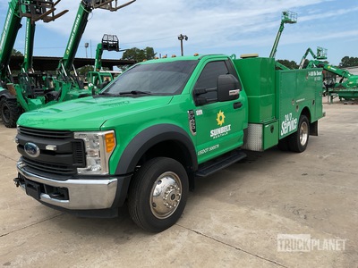 2017 Ford F-450 XL 4x2 Service Truck