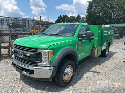 2017 Ford F-450 XL 4x2 Service Truck