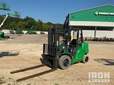 2015 Mitsubishi FG40KGLE 7350 lb Rough Terrain Forklift
