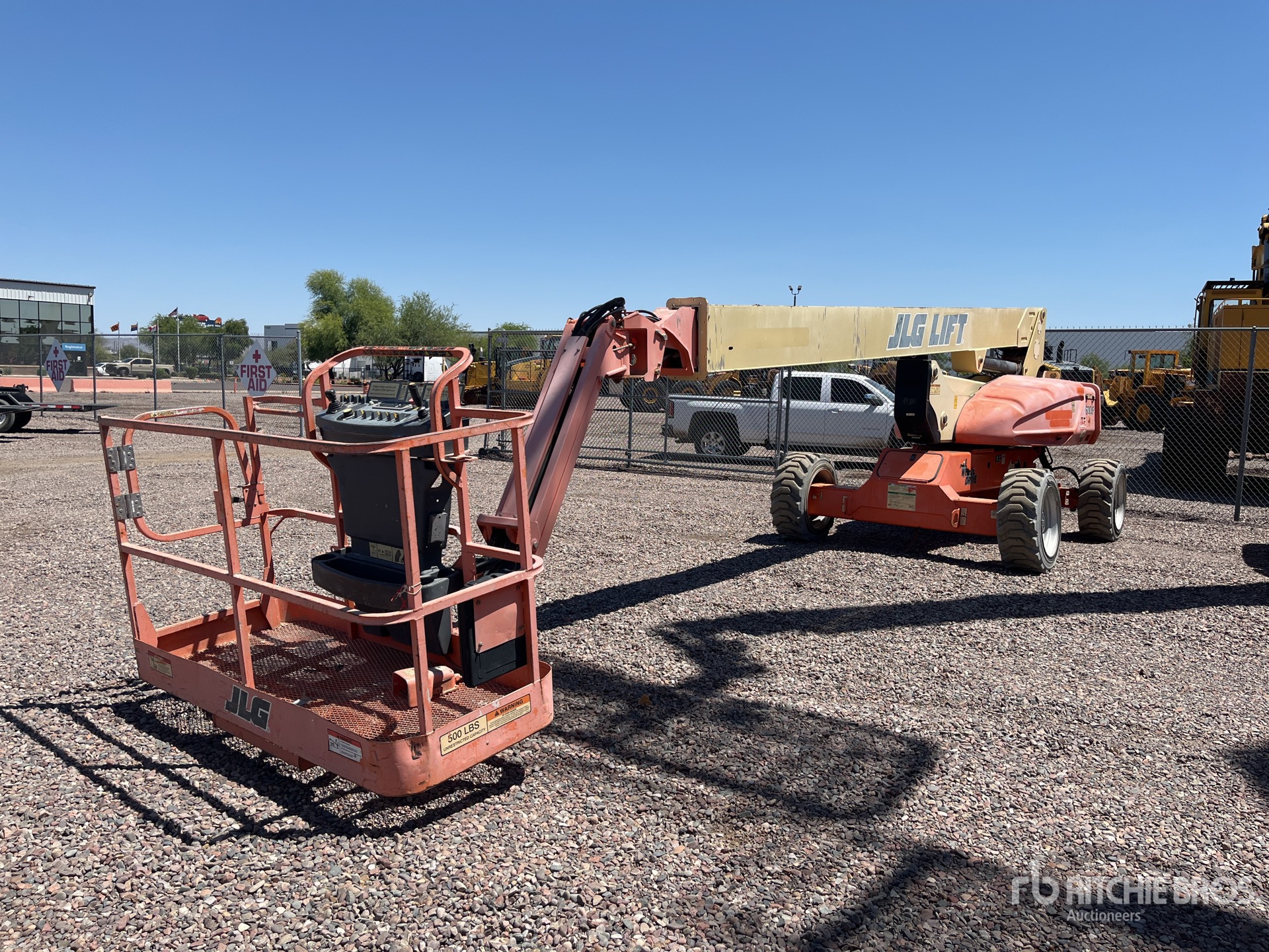 2011 JLG M600JP 4WD Diesel Plataforma Elevadora Articulada