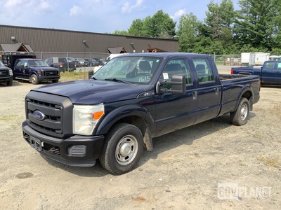 2013 Ford F-250 XL 4x2 Crew Cab ピックアップ