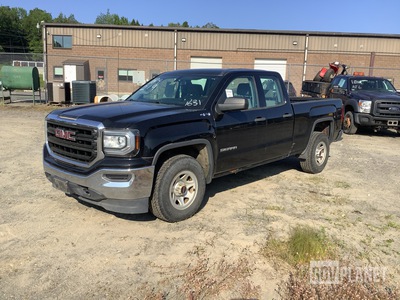 2017 GMC Sierra K1500 4x4 Dual Cab Pickup