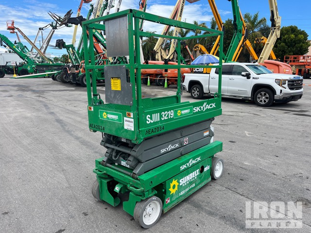 ELEVADOR TIJERA 2016 SKYJACK SJIII3219