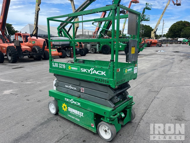 ELEVADOR TIJERA 2016 SKYJACK SJIII3219