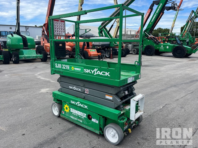 ELEVADOR TIJERA 2016 SKYJACK SJIII3219