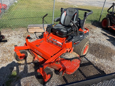 2022 Kubota Z726XKW-3-60 Zero-Turn Lawn Mower