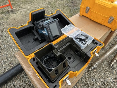 2014 Fujikura 70S Electric Fusion Splicer