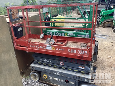 2014 Skyjack SJIII-3219 Electric Scissor Lift