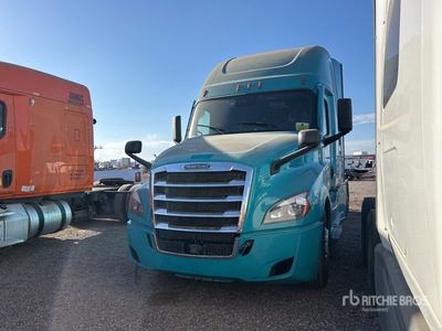 2020 Freightliner Cascadia 126 6x4 T/A Sleeper Truck Tractor (Inoperable)