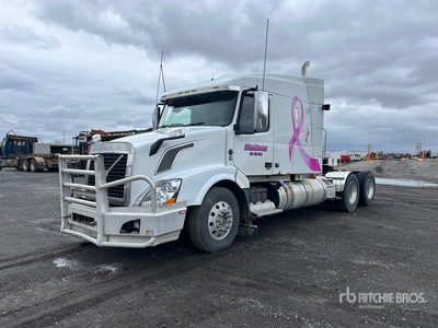 2013 Volvo VNL 6x4 T/A Sleeper Truck Tractor (Inoperable)