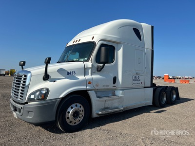 2018 Freightliner Cascadia 125 6x4 T/A Sleeper Truck Tractor