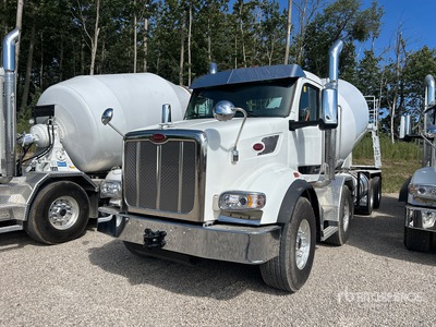 2023 Peterbilt 567 8x4 Twin-Steer ミキサートラック (Unused)
