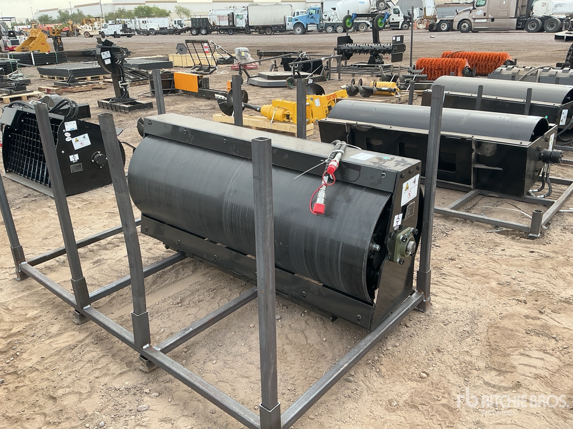 2025 GIYI GY-VR59 70 in Skid Steer Vibratory Roller (Unused)