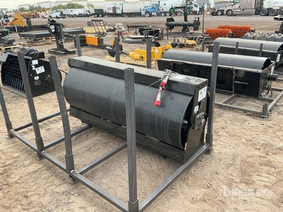 2025 GIYI GY-VR59 70 in Skid Steer Vibratory Roller (Unused)