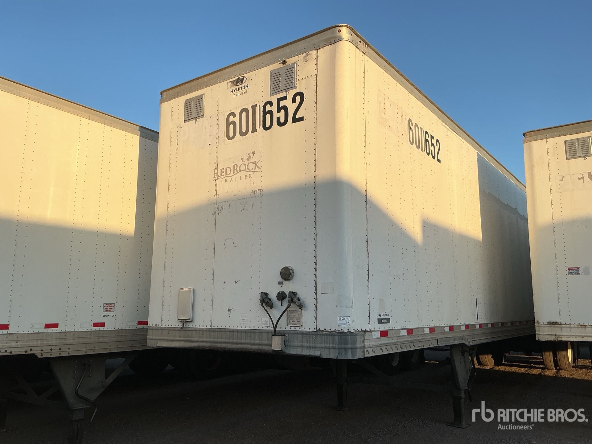 2018 Hyundai VI2530152-JRS 53 ft x 102 in T/A Van Trailer