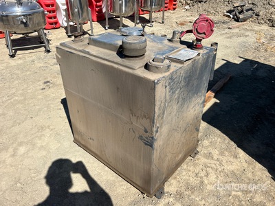 2001 Containment Solutions 120 gal Steel Tanque
