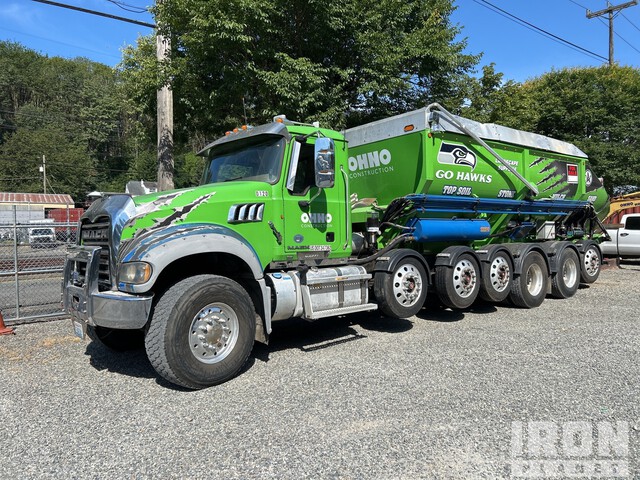 Can American XTR 25 on 2013 Mack GU713 14x4 Stone Spreader Truck