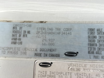2001 Sterling LT9513 Ciężarówka z wysięgnikiem