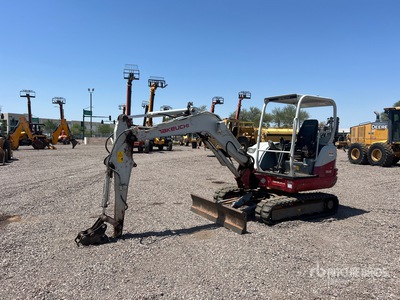 2016 Takeuchi TB240 Minigraafmachine