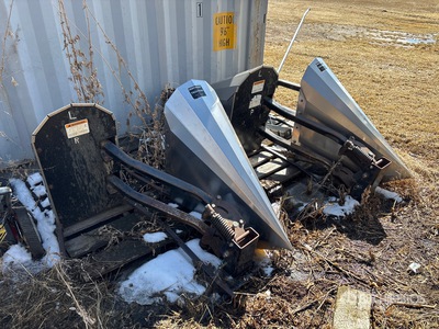 Quantity of (4) Trikedon Divisores de Cultivo - Fits Case IH 4430 Sprayer