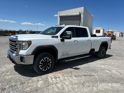 2020 GMC 3500 Sierra 4x4 Crew Cab Pickup