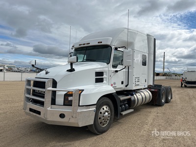 2020 Mack Anthem 6x4 3- Achs Sattelzugmaschine mit Schlafkabine