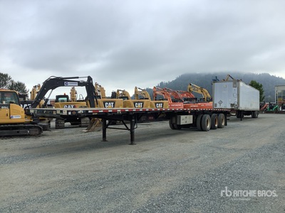 2013 Fontaine 53 ft Tri/A Flatbed Trailer