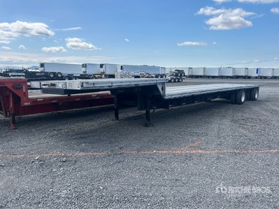 2002 Transcraft 48 ft T/A Spread Axle Step Deck Trailer