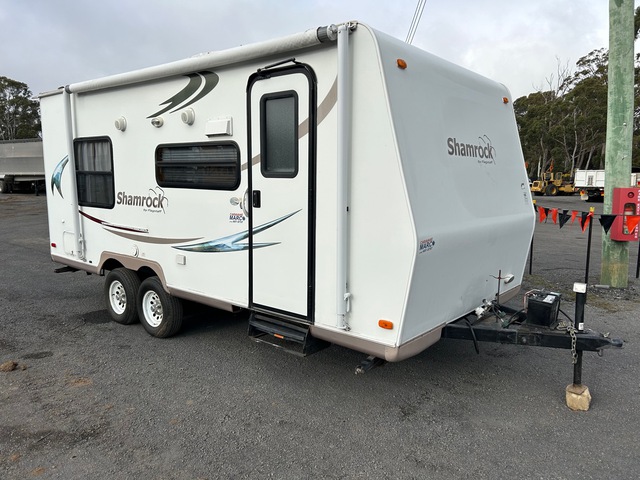 2011 Flagstaff M21RS 20 ft Bogie/A Travel Trailer 2011 Flagstaff M21RS 20 ft Bogie/A Travel Trailer