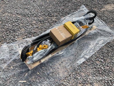 2025 SDCH SDCH-04 Conexiones Auxiliares Hidraulicas para Retroexcavadora (Sin Usar) / Auxiliary Hydraulic Pipeline Kit - Fits JCB 3CX (Unused)