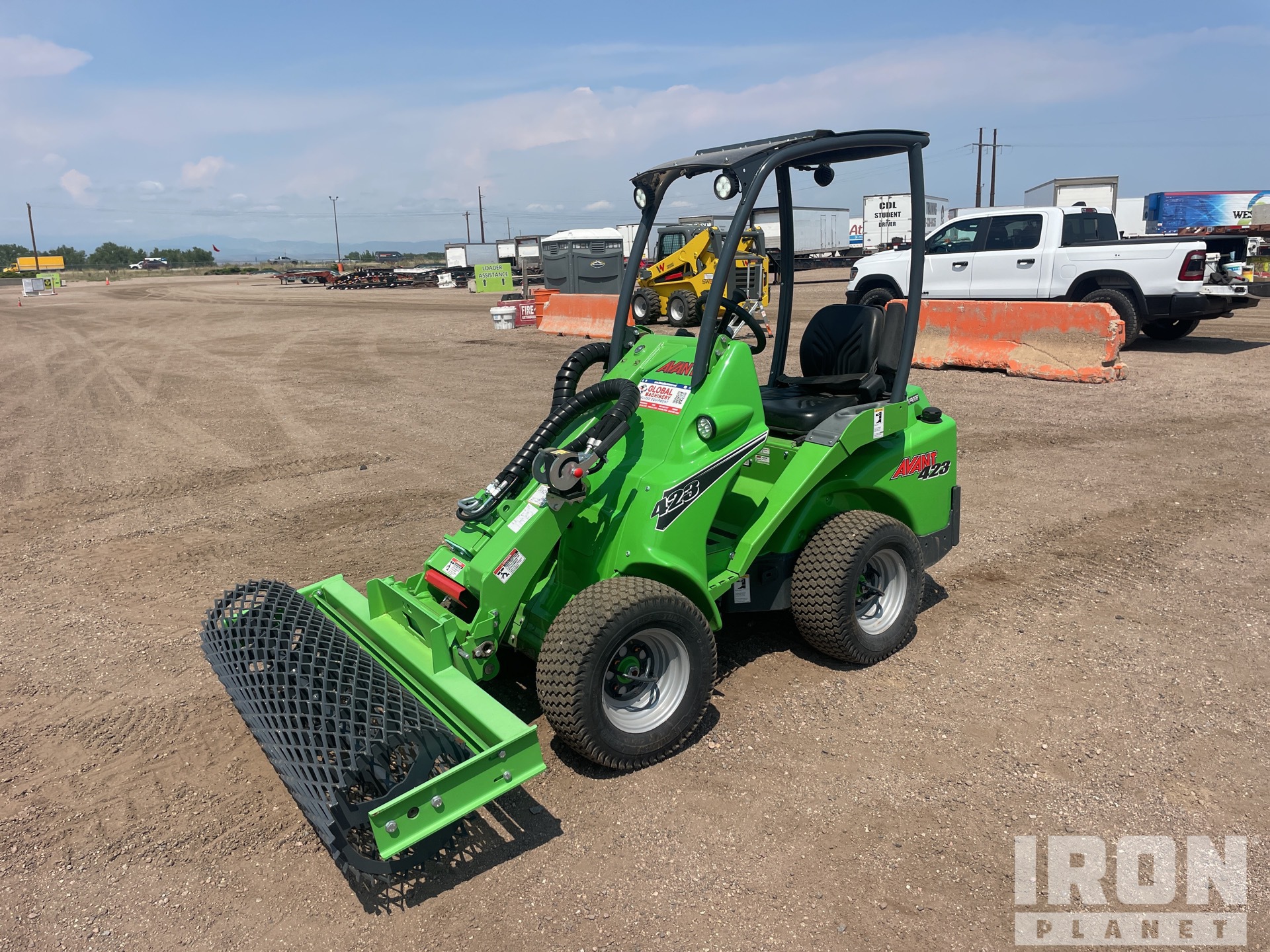 2023 Avant 423 Wheel Loader