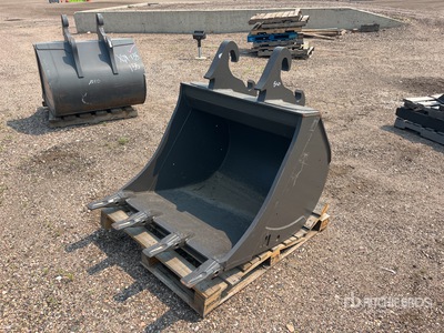 2022 Mecalac 8811043 38 in Digging Excavator Bucket - Fits Mecalac 11 MCR (Unused)