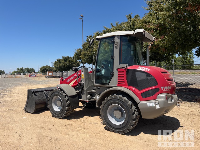 CARGADOR FRONTAL 2022 TAKEUCHI TW80SERIES3