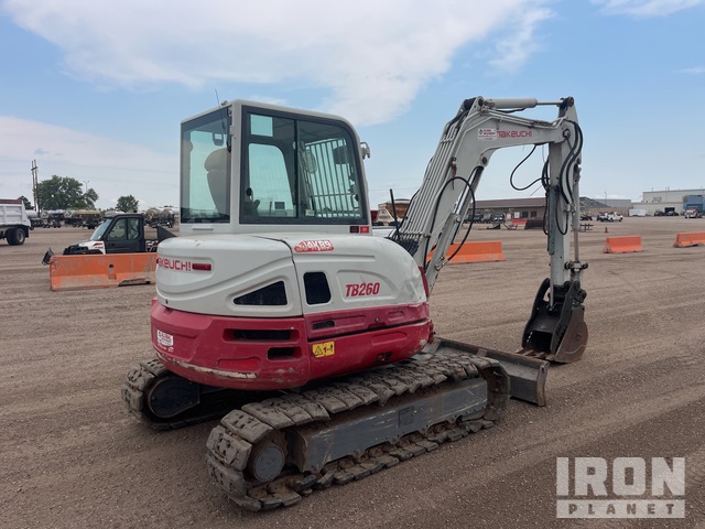 EXCAVADORA 2016 TAKEUCHI TB260