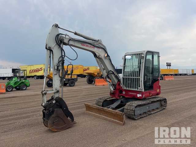 EXCAVADORA 2016 TAKEUCHI TB260