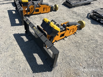 2025 GIYI GY-D680 9 in Skid Steer Post Driver (Unused)