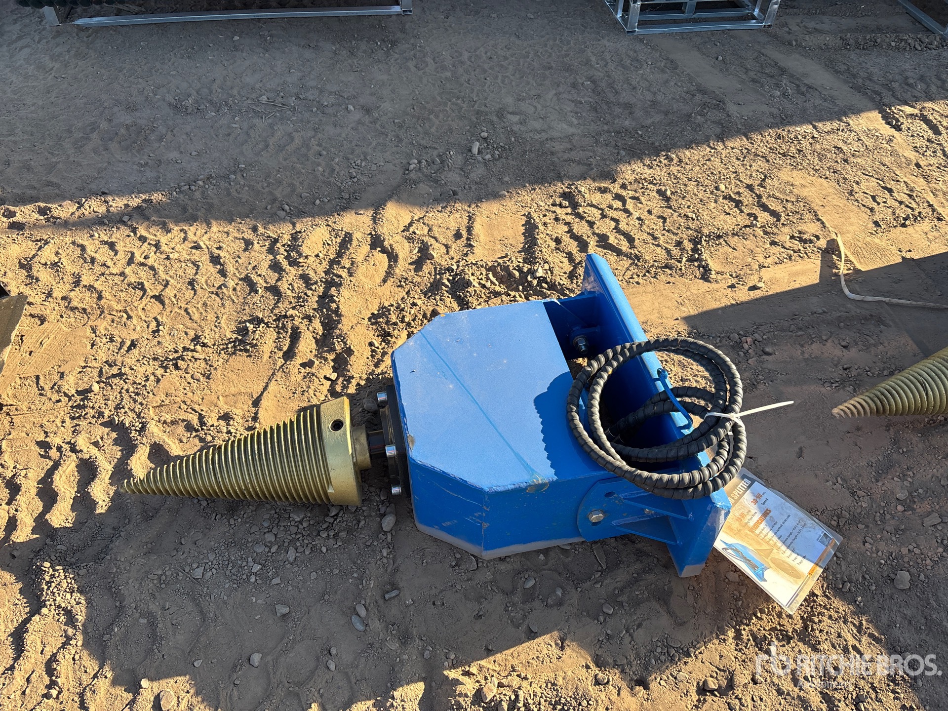 2025 GIYI GY-WS43 Mini Skid Steer Wood Splitter (Unused)