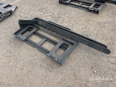 2025 GIYI GY-DHC 59 in Skid Steer Forks (Unused)