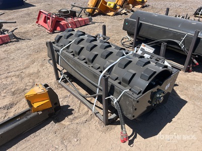 2025 GIYI GY-CW59 59 in Skid Steer Compaction Wheel (Unused)