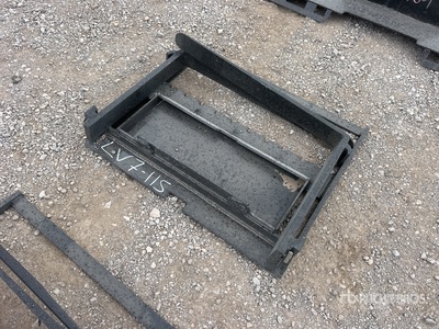2025 GIYI GY-XHC 29 in Mini Skid Steer Forks (Unused)