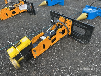 2025 GIYI GY-D680 Skid Steer Post Driver (Unused)