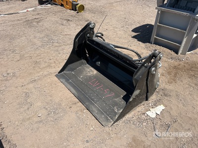 2025 GIYI XKH39 39 in Multi-Purpose Mini Godet pour Skid Steer (Unused)