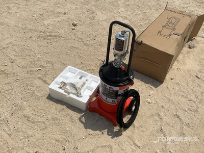 SKLP SK-12L Grease pump Varios, herramientas manuales (Unused)