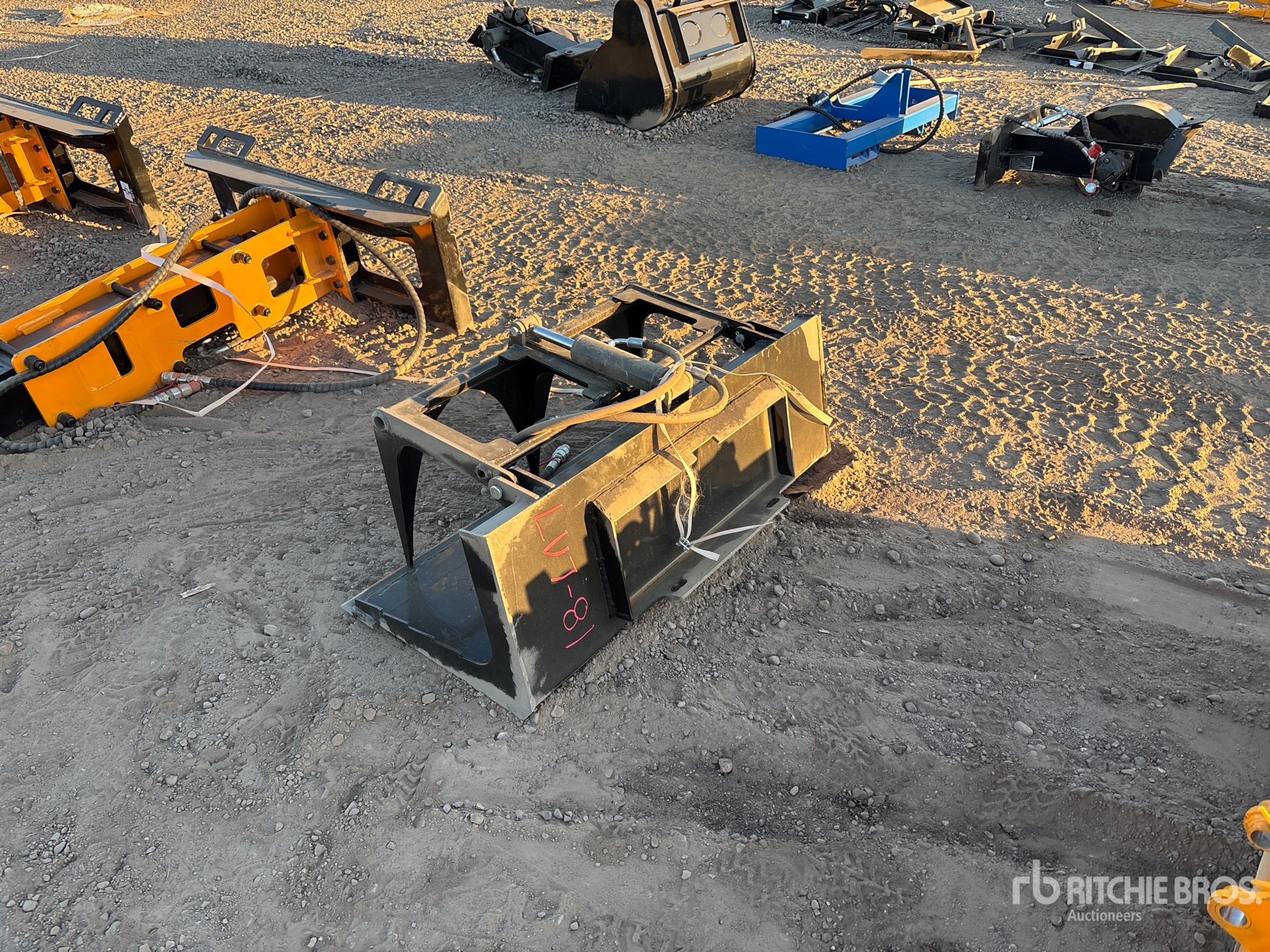 2025 GIYI GY-X PG44C Mini Skid Steer Grapple (Unused)
