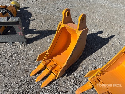 2025 GIYI GY-BK 12 in Excavator Bucket - Fits Cat 305 (Unused)