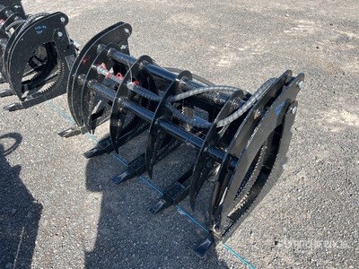 GIYI GY-MCLG60 1100 mm Mini Skid Steer Root Rake (Unused)