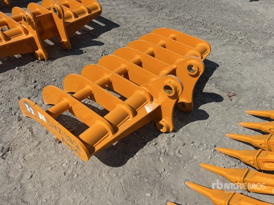 2025 GIYI 44 in Excavator Rake - Fits Cat 305 (Unused)