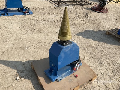 2025 GIYI WS43 Mini Skid Steer Wood Splitter (Unused)