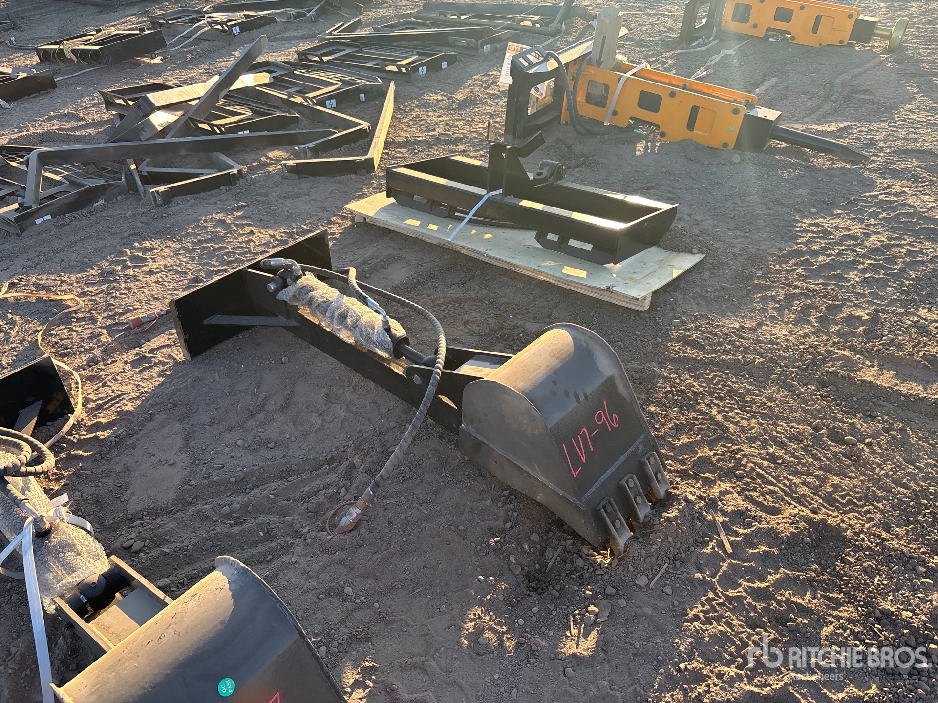 2025 GIYI GY-ZWB Mini Skid Steer Backhoe (Unused)