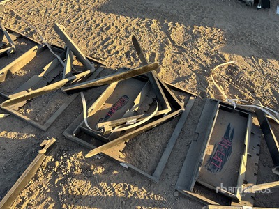 2025 GIYI GY-XHC Mini Skid Steer Forks (Unused)